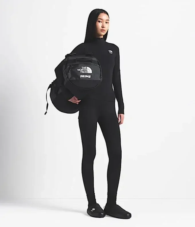 The North Face X SKIMS Base Camp Duffel – Küçük